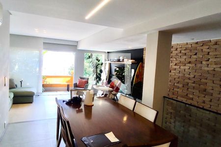 Casa de condomínio à venda com 259m², 3 quartos e 1 vagaSala 