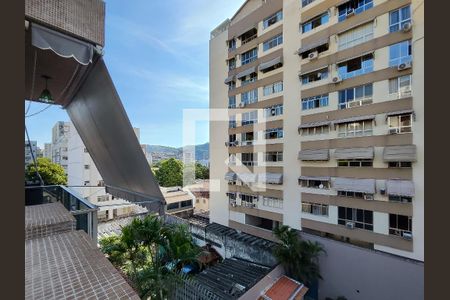 Vista da Sala de apartamento para alugar com 2 quartos, 60m² em Grajaú, Rio de Janeiro