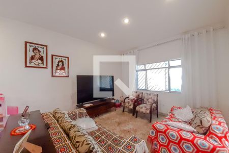 Sala de casa à venda com 3 quartos, 300m² em Vila Invernada, São Paulo