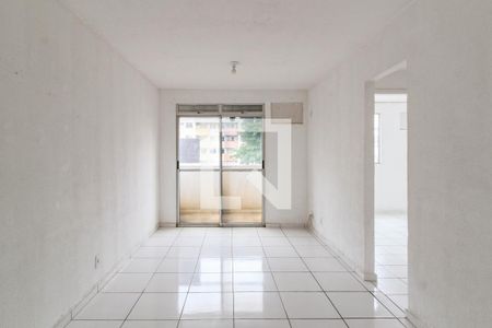 Sala de apartamento para alugar com 2 quartos, 57m² em Banco de Areia, Mesquita