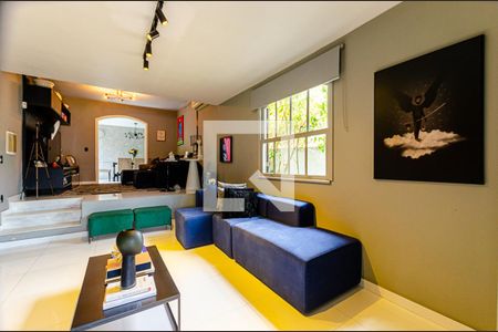 Casa à venda com 4 quartos, 414m² em São Francisco, Niterói