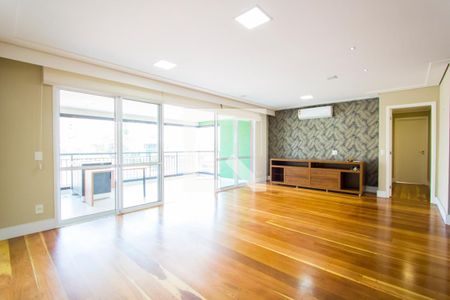 Sala de apartamento à venda com 3 quartos, 163m² em Vila Gilda, Santo André