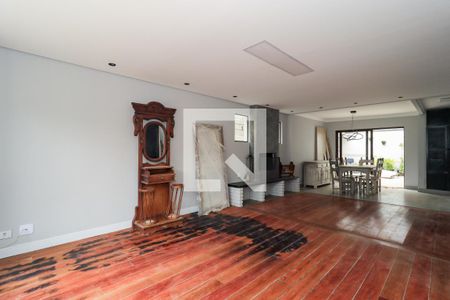 Sala de casa à venda com 3 quartos, 250m² em Vila Morse, São Paulo