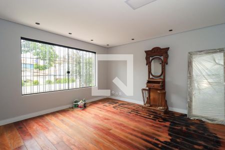 Sala de casa à venda com 3 quartos, 250m² em Vila Morse, São Paulo