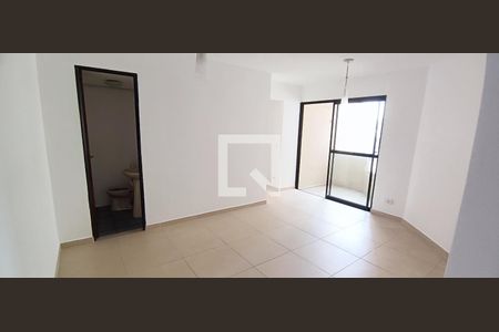 Sala de apartamento para alugar com 3 quartos, 67m² em Parque Esmeralda, São Paulo