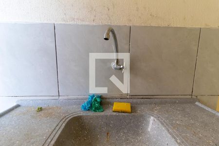 Detalhe cozinha de casa para alugar com 1 quarto, 30m² em Vila Brasil, São Paulo