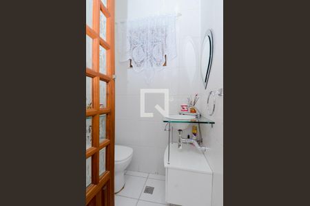 Lavabo de casa para alugar com 3 quartos, 310m² em Jardim Vila Galvao, Guarulhos