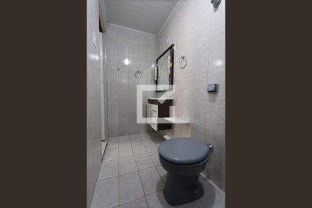 Banheiro da Suíte de casa para alugar com 2 quartos, 100m² em Vila Primavera, São Paulo