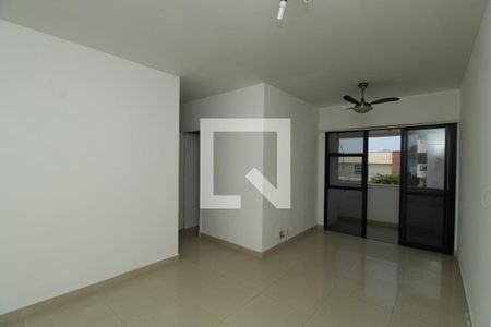 Sala de apartamento para alugar com 3 quartos, 70m² em Recreio dos Bandeirantes, Rio de Janeiro