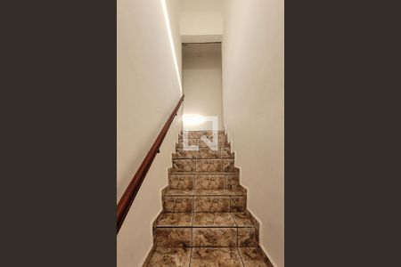 Escada de casa à venda com 3 quartos, 160m² em Vila Bela Vista, Santo André