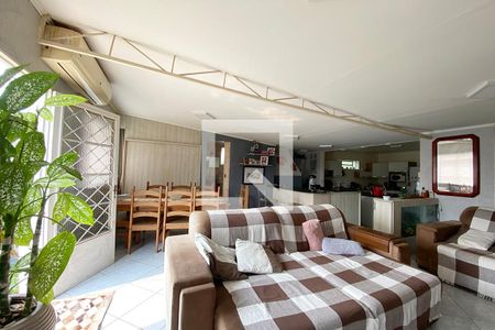 Sala de casa à venda com 3 quartos, 156m² em Santa Teresa, São Leopoldo