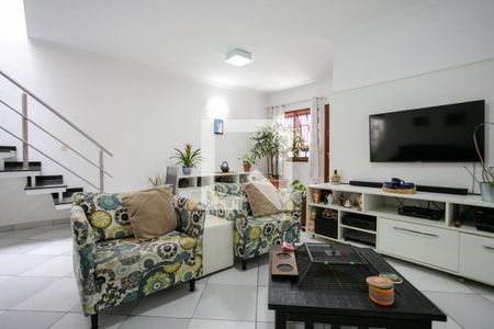 Sala de estar de casa de condomínio à venda com 3 quartos, 122m² em Vila Amália (zona Norte), São Paulo