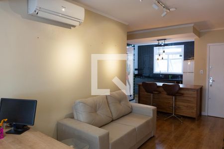 Sala de apartamento para alugar com 1 quarto, 48m² em Vila Ipiranga, Porto Alegre