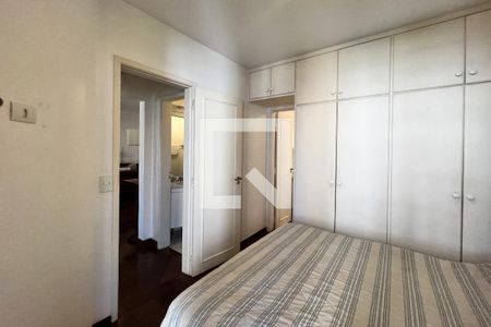 Suíte de apartamento para alugar com 2 quartos, 60m² em Indianópolis, São Paulo