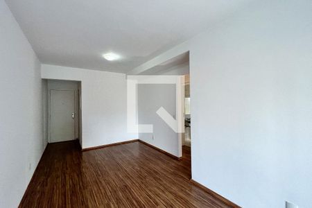 Sala de apartamento à venda com 3 quartos, 77m² em Vila Olímpia, São Paulo