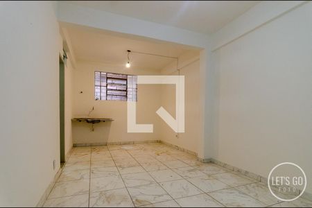 Sala/Quarto de apartamento para alugar com 1 quarto, 30m² em Matatu, Salvador