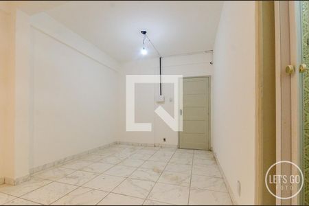 Sala/Quarto de apartamento para alugar com 1 quarto, 30m² em Matatu, Salvador