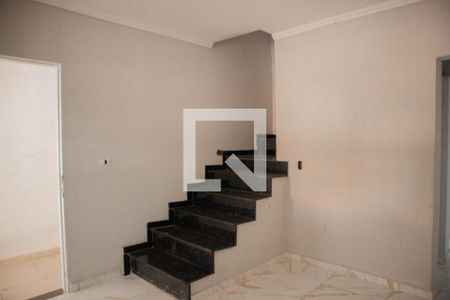 Sala de casa para alugar com 4 quartos, 121m² em Jardim Amanda I, Hortolândia