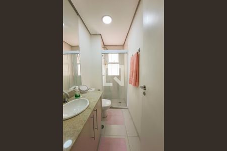 Apartamento à venda com 123m², 4 quartos e 2 vagas Apartamento à venda com 123m², 4 quartos e 2 vagasBanheiro Social