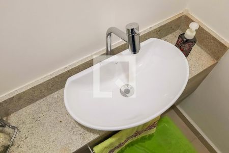 Apartamento à venda com 123m², 4 quartos e 2 vagas Apartamento à venda com 123m², 4 quartos e 2 vagasLavabo