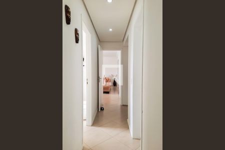 Apartamento à venda com 123m², 4 quartos e 2 vagas Apartamento à venda com 123m², 4 quartos e 2 vagasCorredor