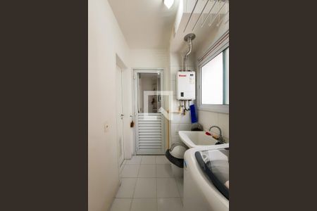 Apartamento à venda com 123m², 4 quartos e 2 vagas Apartamento à venda com 123m², 4 quartos e 2 vagasÁrea de Serviço