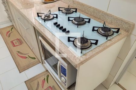 Apartamento à venda com 123m², 4 quartos e 2 vagas Apartamento à venda com 123m², 4 quartos e 2 vagasCozinha