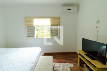 Quarto Suíte de casa de condomínio para alugar com 4 quartos, 280m² em Granja Viana Ii, Cotia