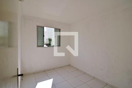 Quarto 1 de apartamento à venda com 2 quartos, 48m² em Parque Pinheiros, Taboão da Serra