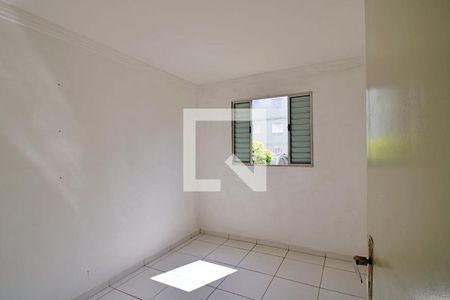 Quarto 2 de apartamento à venda com 2 quartos, 48m² em Parque Pinheiros, Taboão da Serra