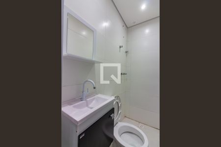 Banheiro de apartamento para alugar com 1 quarto, 34m² em Pestana, Osasco