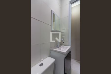 Banheiro de apartamento para alugar com 1 quarto, 34m² em Pestana, Osasco