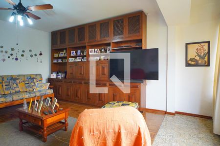 Apartamento à venda com 300m², 3 quartos e 4 vagasSala