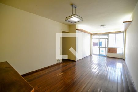 Apartamento à venda com 115m², 3 quartos e 2 vagasSala