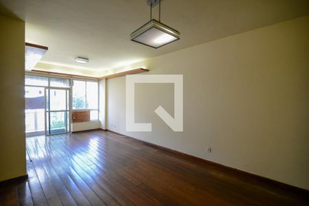 Apartamento à venda com 115m², 3 quartos e 2 vagasSala