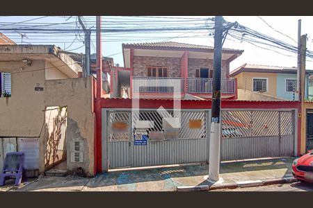 Fachada de casa à venda com 3 quartos, 150m² em Veloso, Osasco