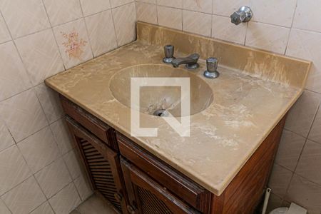 Sala 1 - Lavabo de casa para alugar com 5 quartos, 320m² em Artur Alvim, São Paulo