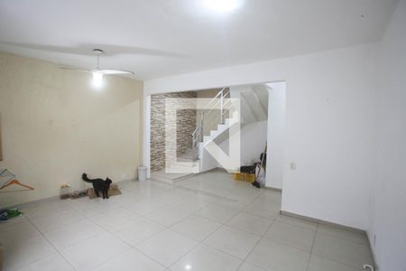 Sala de casa para alugar com 3 quartos, 210m² em Pechincha, Rio de Janeiro