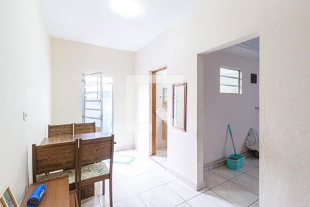 Hall de entrada de casa à venda com 1 quarto, 390m² em Pestana, Osasco