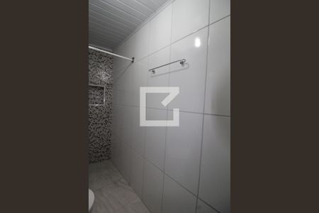 Banheiro de casa para alugar com 1 quarto, 70m² em Vila Alpina, São Paulo