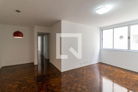 Sala de apartamento para alugar com 3 quartos, 100m² em Moema, São Paulo