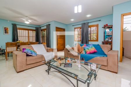 Sala de casa à venda com 3 quartos, 150m² em Hípica, Porto Alegre