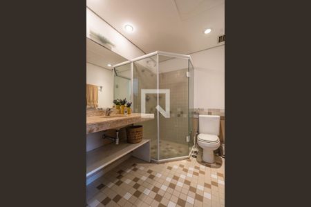 Banheiro de kitnet/studio para alugar com 1 quarto, 34m² em Alphaville Industrial, Barueri