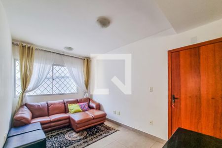 Sala de apartamento para alugar com 2 quartos, 70m² em São Bernardo, Belo Horizonte