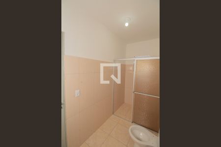 Banheiro de casa para alugar com 1 quarto, 22m² em Vila Zelina, São Paulo