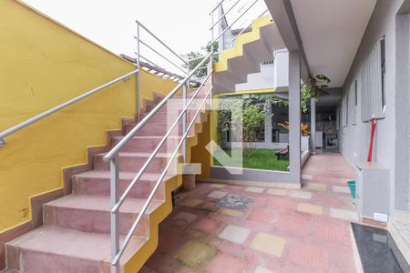 Entrada de casa para alugar com 1 quarto, 22m² em Vila Zelina, São Paulo