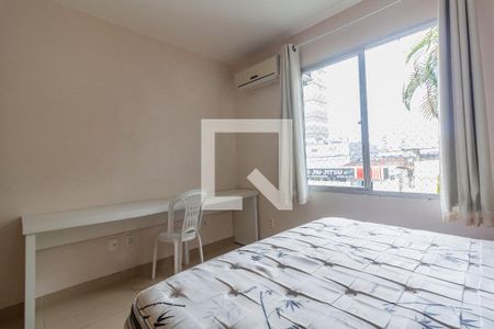 Quarto 1 de apartamento para alugar com 2 quartos, 75m² em Kobrasol, São José