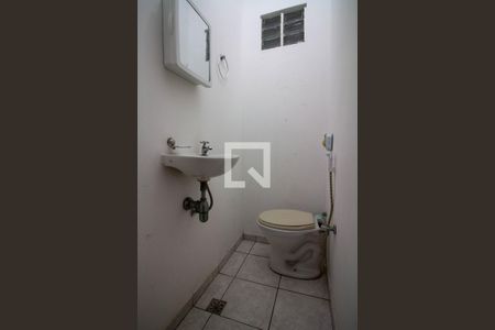 Lavabo de casa para alugar com 2 quartos, 70m² em Grajau, Rio de Janeiro