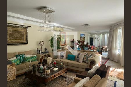 Casa à venda com 3 quartos, 790m² em Jardim Vitoria Regia (Zona Oeste), São Paulo
