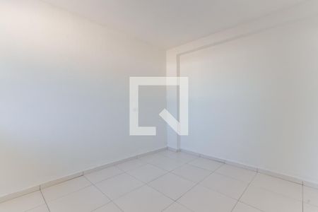 Quarto de casa para alugar com 1 quarto, 40m² em Vila Nova Carolina, São Paulo